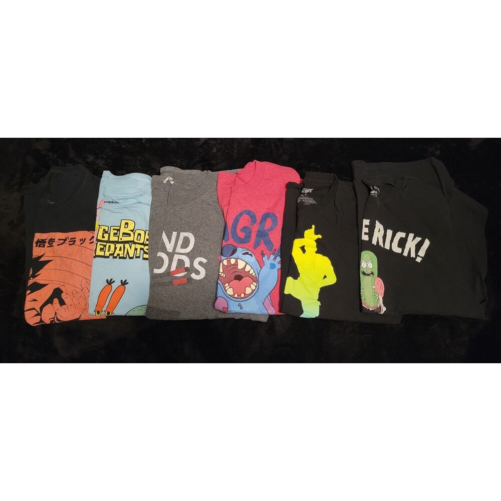 Lot Of 6 Men's Size XL Graphic T-Shirts